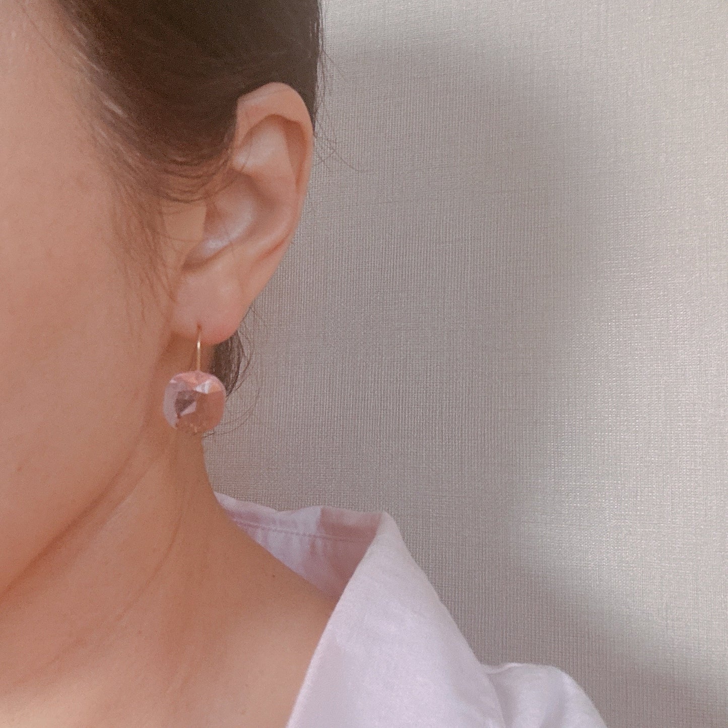 Seamlessly Floating Jewel Earrings